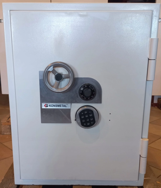 Sejf kasa pancerna Konsmetal KP 80 SE, 460kg, III klasa odporności