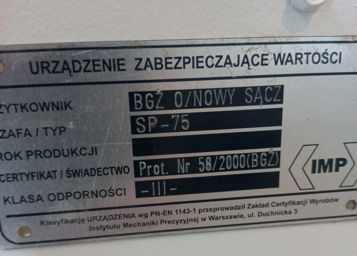 SP 75 tabliczka.jpg