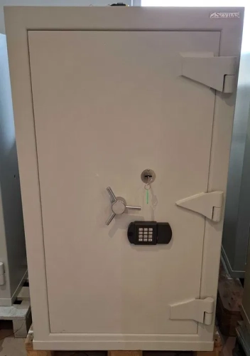 kasa pancerna Szybas, 690kg, III klasa